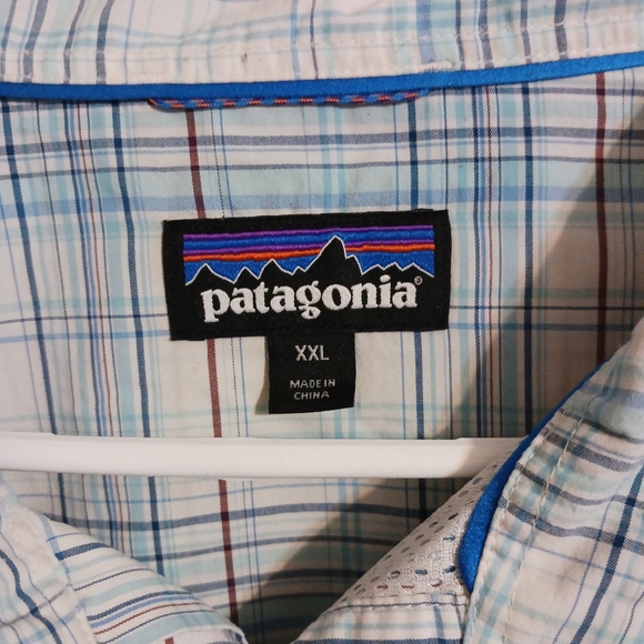 Patagonia Blue Plaid Men's Roll Tab Sleeves Pockets Sun Stretch Shirt sz XXL - Picture 3 of 6